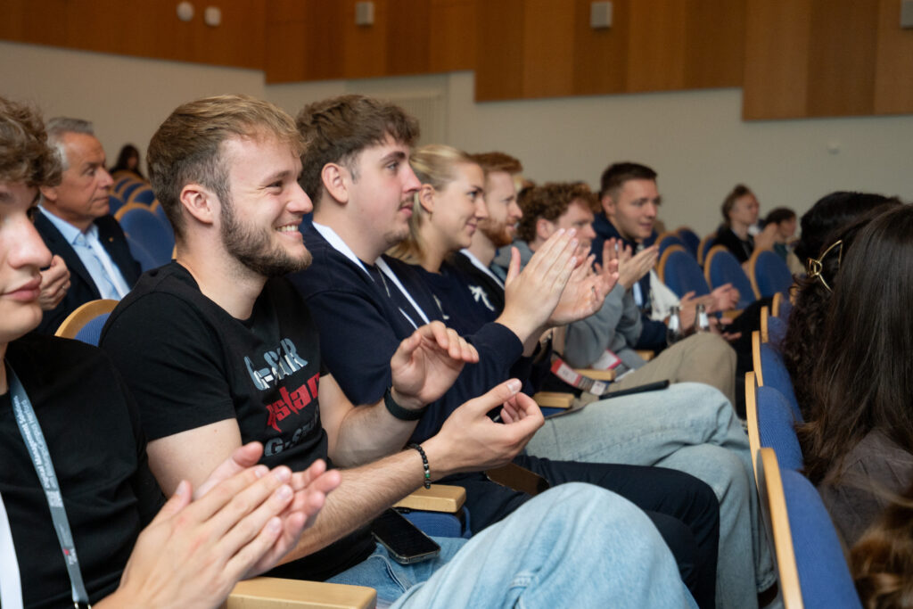 Wissenschafts-Konferenz – 5